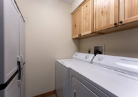 Caitlin_Spriggs_McHenry_Cabin_020