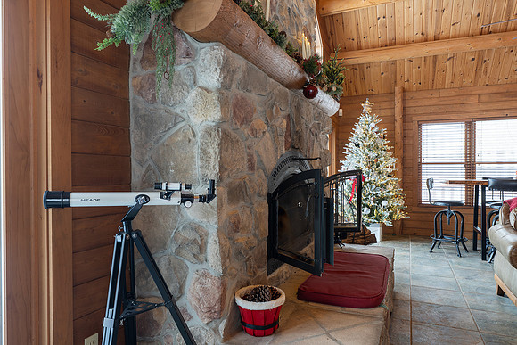 Caitlin_Spriggs_McHenry_Cabin_026