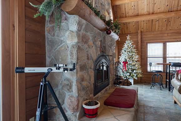 Caitlin_Spriggs_McHenry_Cabin_027