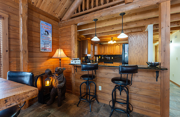 Caitlin_Spriggs_McHenry_Cabin_034
