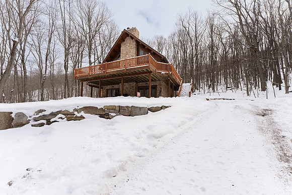 Caitlin_Spriggs_McHenry_Cabin_049