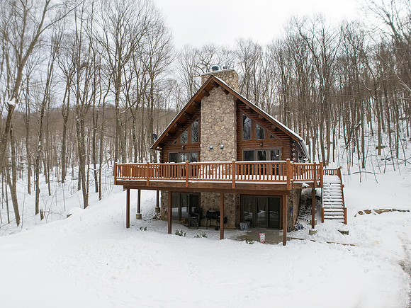 Caitlin_Spriggs_McHenry_Cabin_050