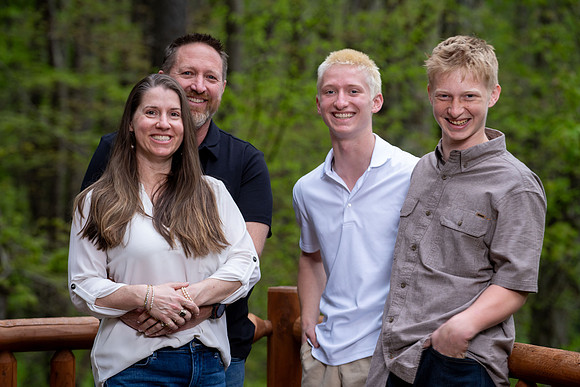 Spriggs_Family_20260510_019