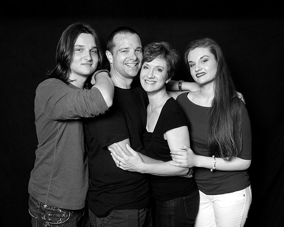 16x20YounceFamily302BW